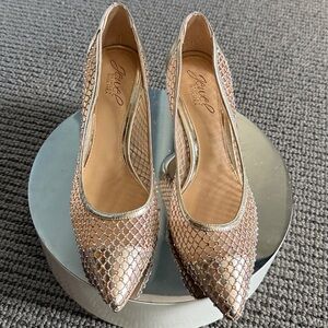 Jewel Badgley Mischka Metallic Mesh Heels
